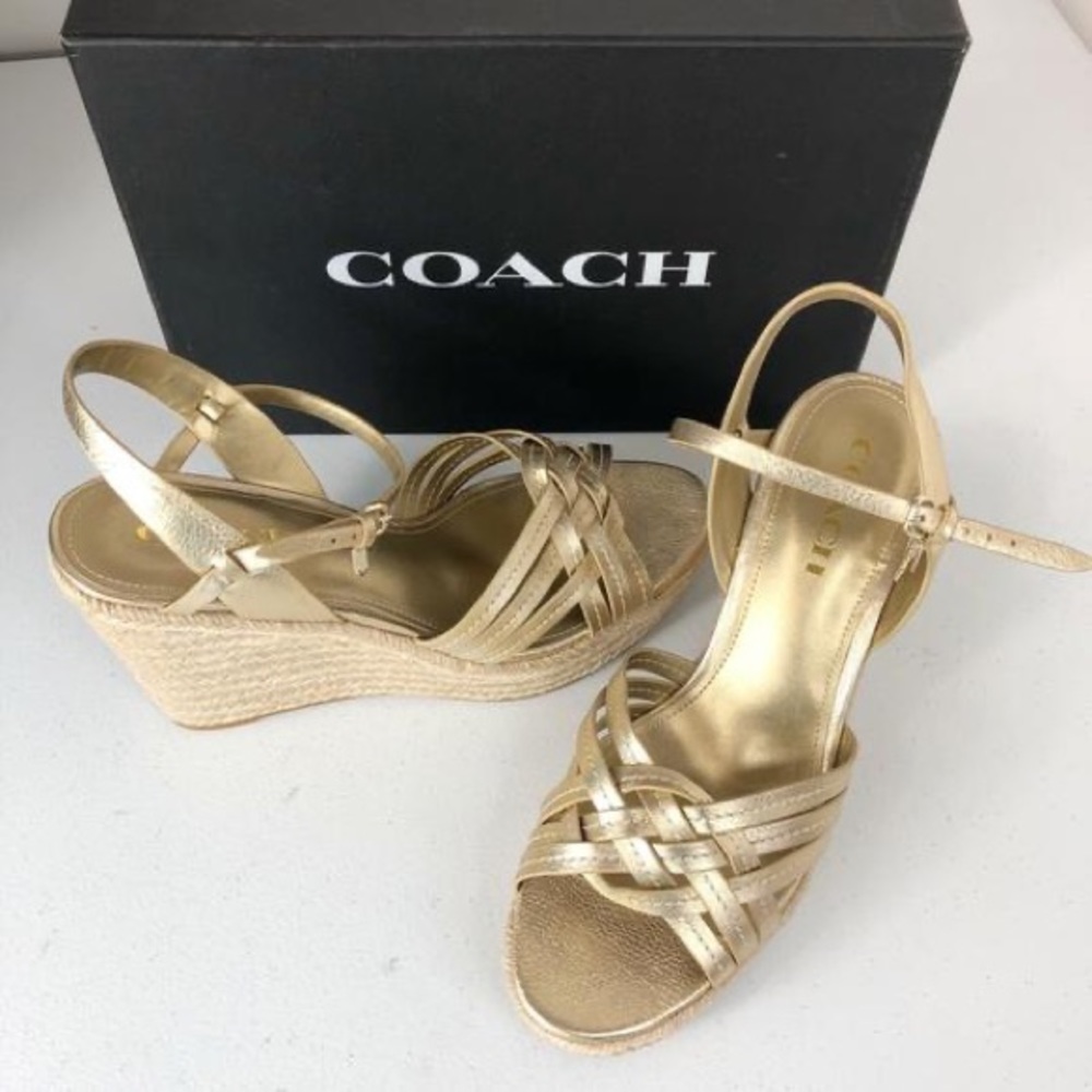 Gold Coach Wedges - Picture 6 of 7